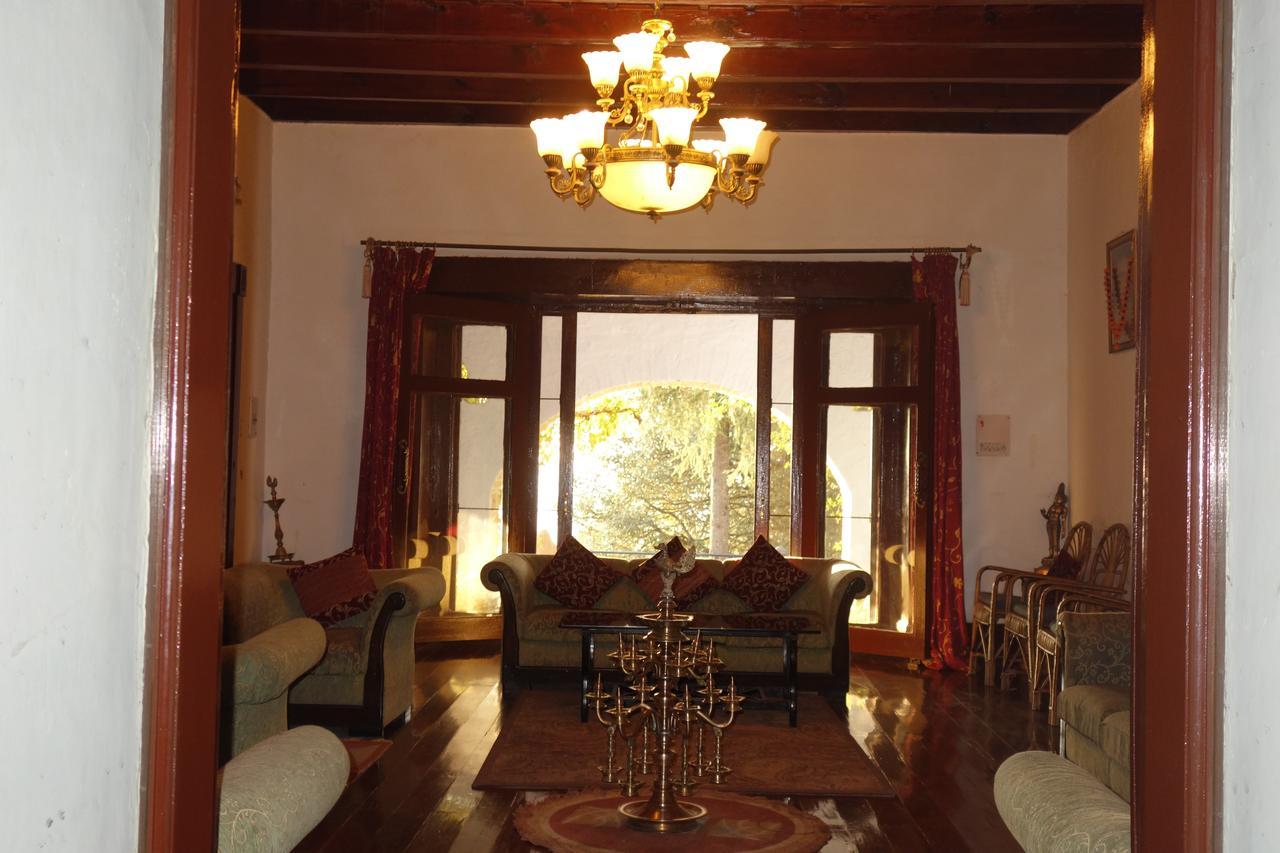 Khali Estate Hotel Binsar Exterior photo