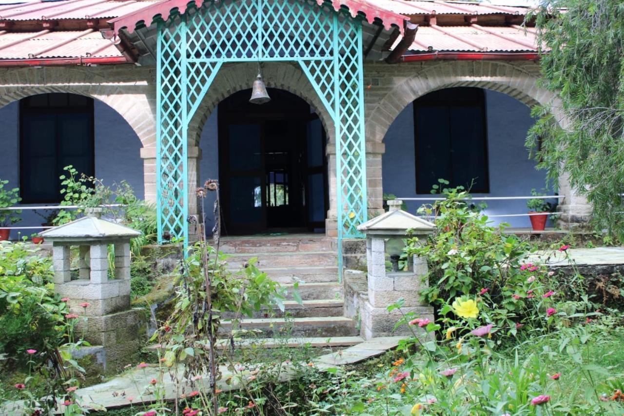 Khali Estate Hotel Binsar Exterior photo